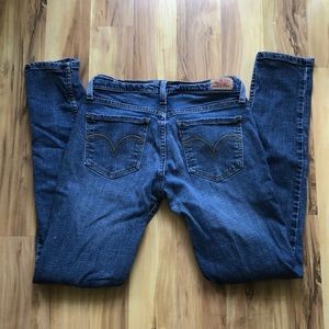 Levi’s too super low